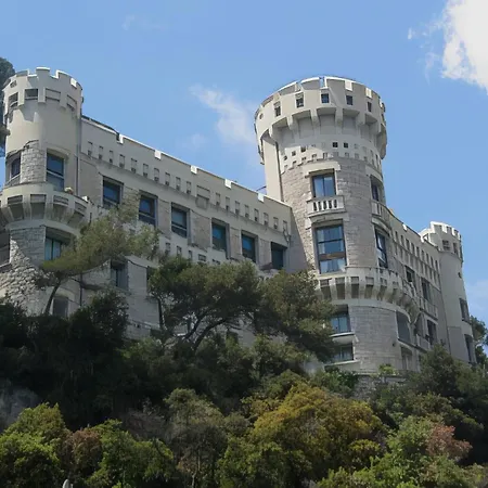 Appartamento à Pied - Parking Privé - Balcon - Baignoire Balnéo *