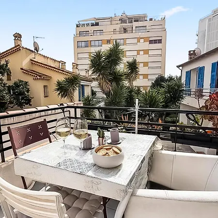 Plage A Pied - Parking Prive - Balcon - Baignoire Balneo * روكوبرُن كاب مارتي