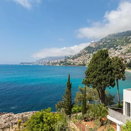 A Pied - Parking Prive - Balcon - Baignoire Balneo