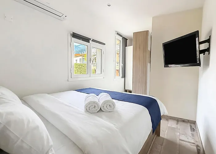 Plage A Pied - Parking Prive - Balcon - Baignoire Balneo شقة روكوبرُن كاب مارتي