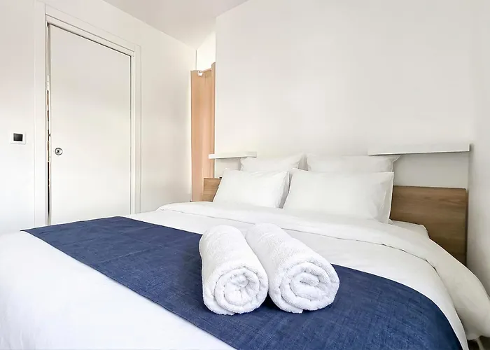 شقة Plage A Pied - Parking Prive - Balcon - Baignoire Balneo