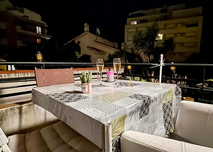شقة Plage A Pied - Parking Prive - Balcon - Baignoire Balneo روكوبرُن كاب مارتي