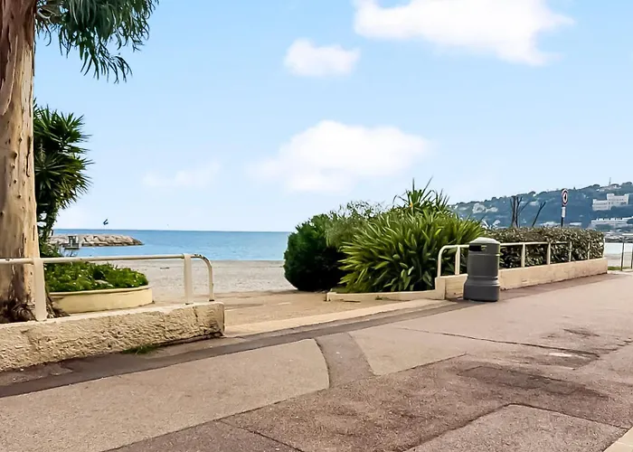 شقة Plage A Pied - Parking Prive - Balcon - Baignoire Balneo