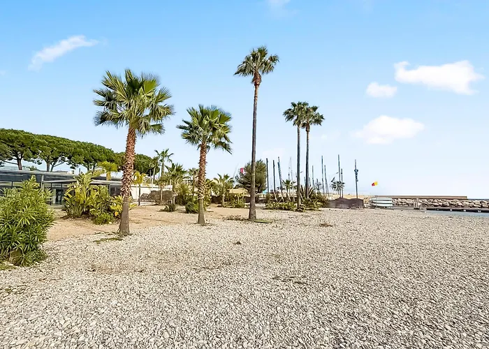 Plage A Pied - Parking Prive - Balcon - Baignoire Balneo روكوبرُن كاب مارتي